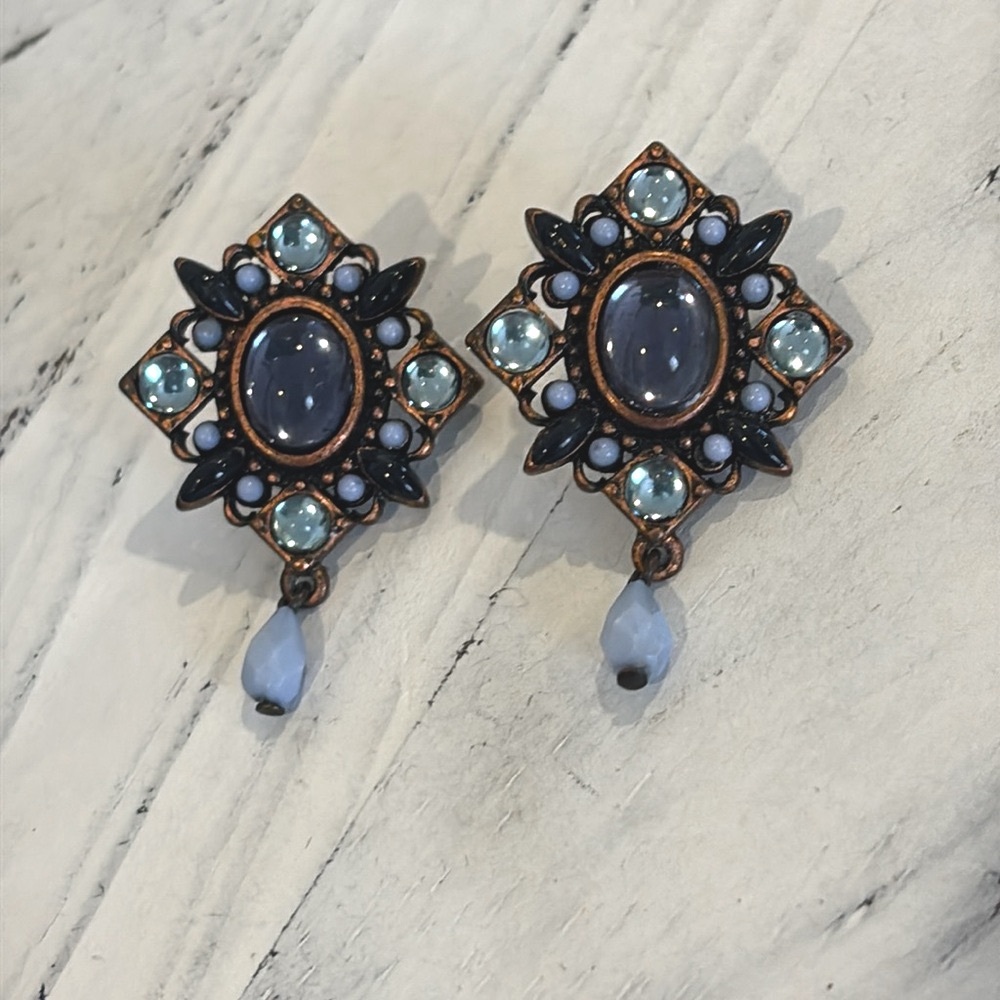 Vintage Avon Victorian Gripoix Glass Cabochon Copper Dangle Drop Stud Earrings